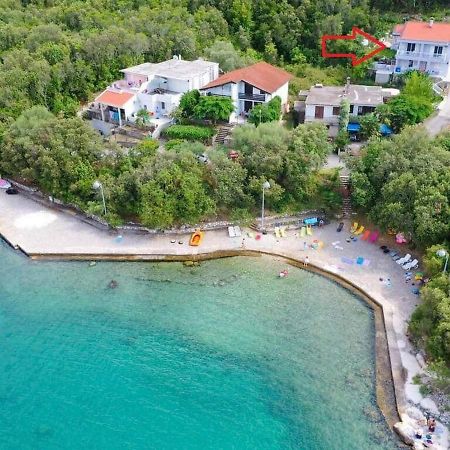 Apartments Vesela Janjina Екстер'єр фото