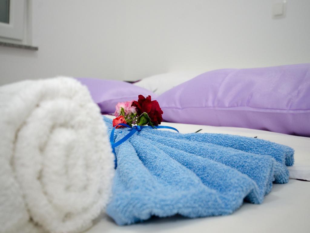 Apartments Vesela Janjina Екстер'єр фото